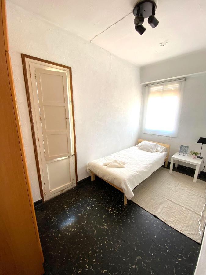 Acogedor Apartamento En Valencia Apartment Luaran gambar