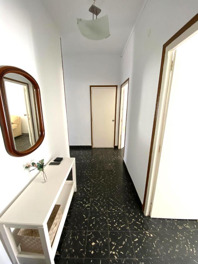 Acogedor Apartamento En Valencia Apartment Luaran gambar